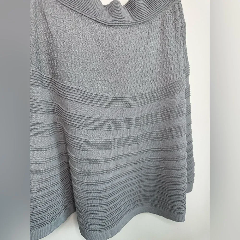 Yargici Textured Knitted Women's Skirt in a grayish blue Size 4